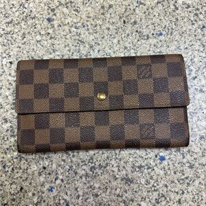 Authentic Louis Vuitton long wallet